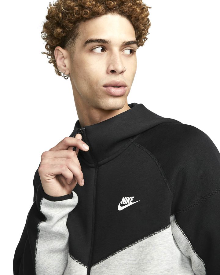 Толстовка M NK TCH FLC FZ WR HOODIE